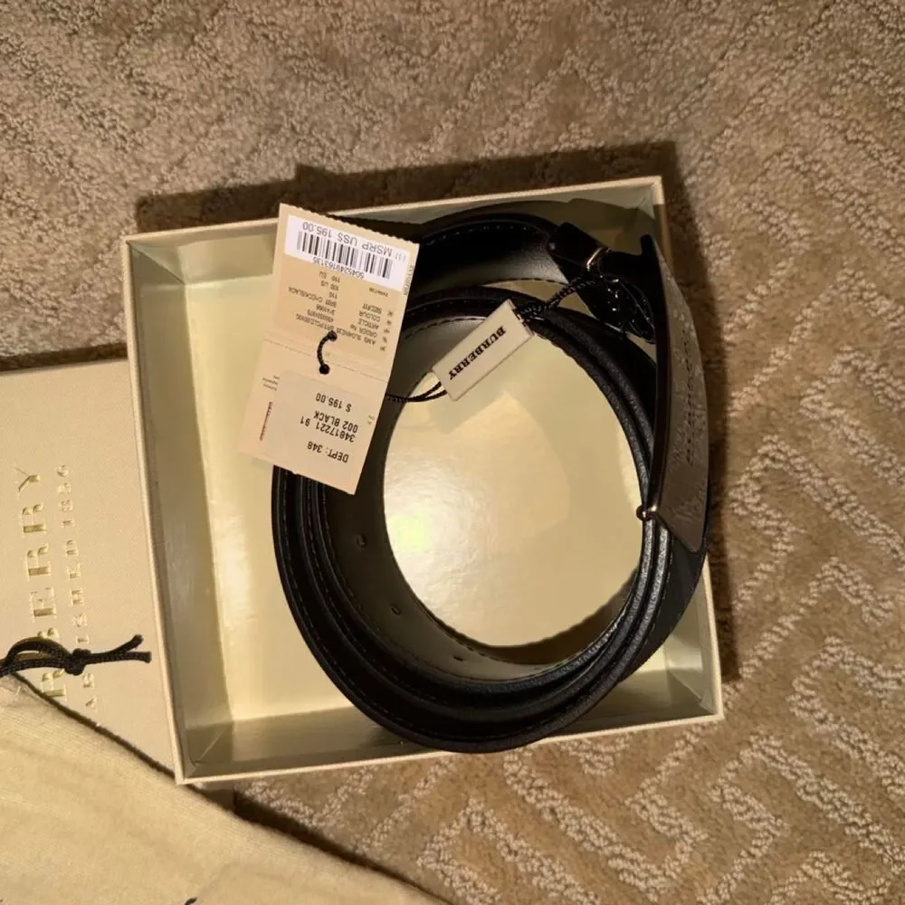 Burberry nwt black
